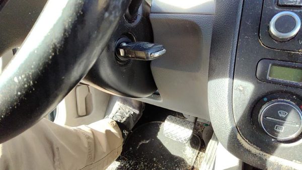 2006-2010 Vw Jetta Lower Dash Under Column Knee Bolster Trim Panel Oem Gray — photo 6