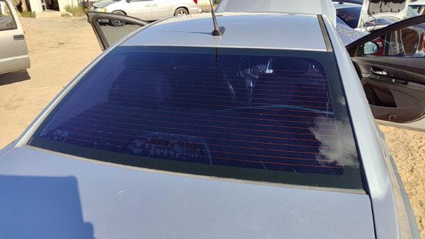 2011-2016 Chevy Cruze Back Glass Rear Window Oem 95094669 — photo 2