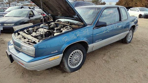 1989 Olds Calais — vehicle photo 4