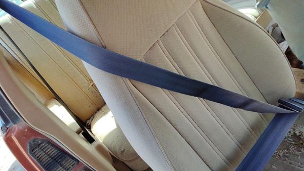 1985 Pontiac Sunbird Passenger Right Front Seat Belt Retractor Oem Shoulder — photo 2