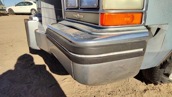 1982-1984 Deville Sedan Chrome Front Bumper Assembly With Mount Brackets Oem — photo 5
