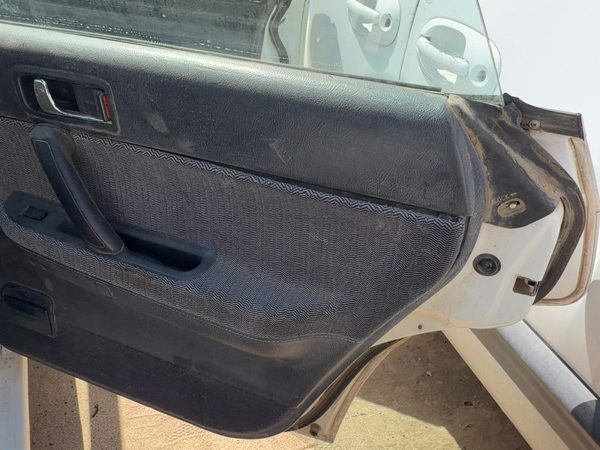 94 Legacy Rhd Passenger Right Rear Door Trim Panel With Switches Back Gray — photo 1
