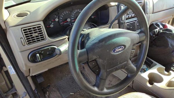 2003 Ford Explorer Steering Column — photo 1