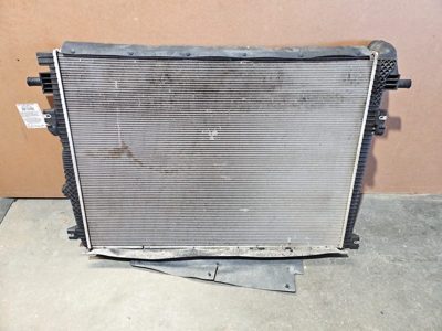 2011-2016 Ford F250 Radiator Oem 6.7L Powerstroke Bc3Z8005E