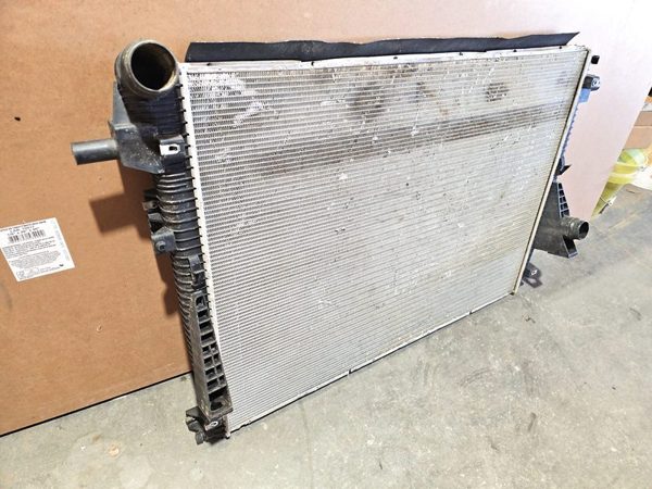 2011-2016 Ford F250 Radiator Oem 6.7L Powerstroke Bc3Z8005E — photo 7
