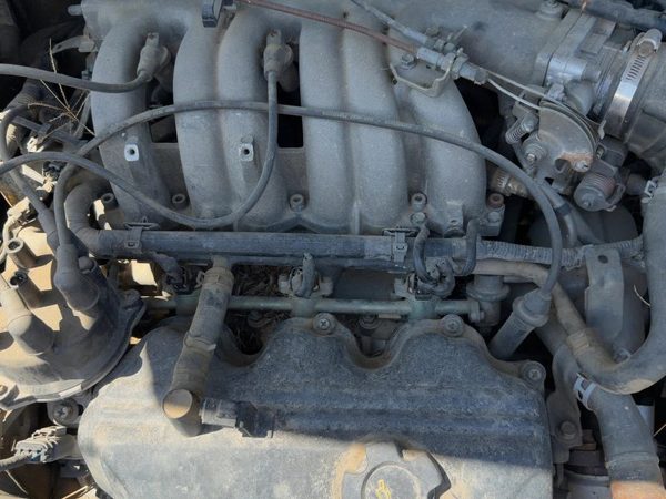 96-02 Villager Complete Fuel Rail With Injectors Set Loaded Oem 3.0L Black Dot — photo 2