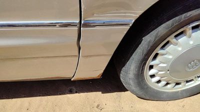 97-05 Park Ave Ultra Passenger Right Moulding From Fender Oem Trim Strip Silver