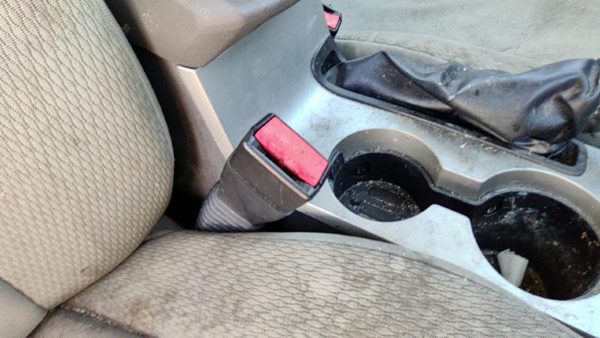 2008-2011 Ford Focus Passenger Right Front Seat Belt Buckle Receiver Oem Gray Gs — photo 2
