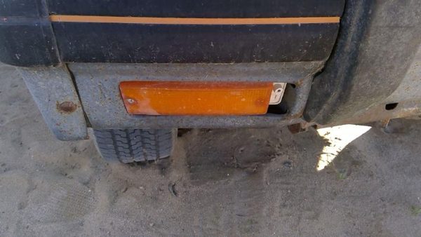 1981-1987 Isuzu Pup Pickup Passenger Right Front Turn Signal Light Lamp Oem — photo 4