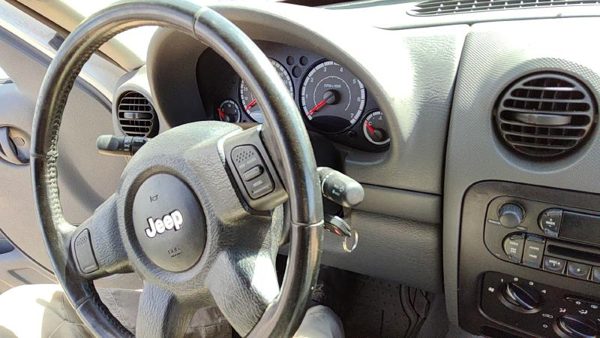 2005 Jeep Liberty Steering Column — photo 2