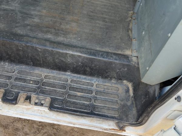 00 Chevy Express 2500 Passenger Right Rear Lower Sill Plate Step Trim Panel Oem — photo 4