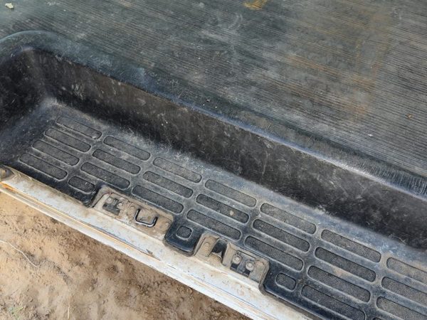 00 Chevy Express 2500 Passenger Right Rear Lower Sill Plate Step Trim Panel Oem — photo 6