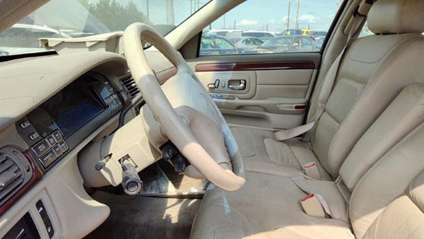 1999 Cadillac DeVille Steering Column — photo 1