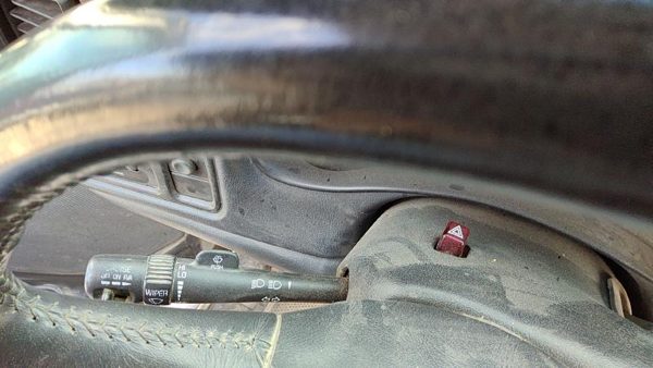 2002 GMC Sierra 2500 HD Combination Switch — photo 1