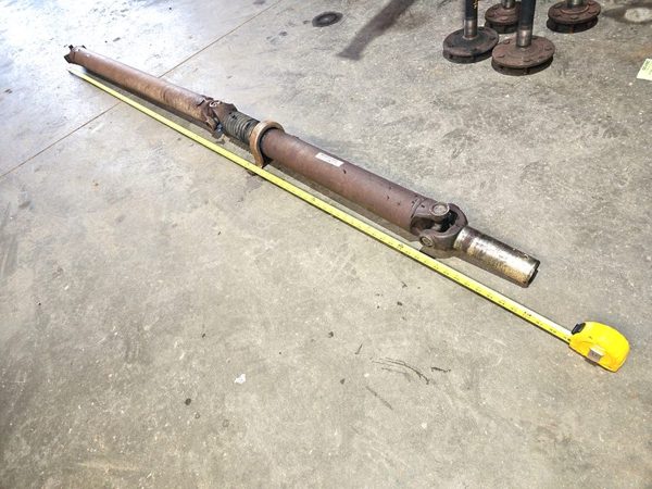 2004-2007 Chevy Silverado 2500 Rear Drive Shaft Oem Back Driveline 4X4 25776613 — photo 1