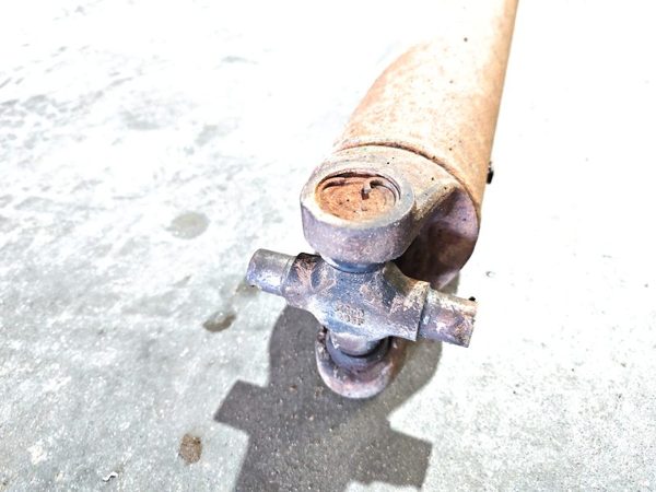 2004-2007 Chevy Silverado 2500 Rear Drive Shaft Oem Back Driveline 4X4 25776613 — photo 11