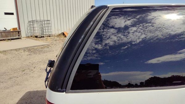 1995-2005 S10 Blazer Passenger Right Rear Moulding On Quarter Panel Oem — photo 2