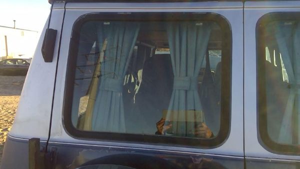 1971-1995 Chevy G20 Van Driver Left Back Glass Rear Window Only Lift Gate Hatch — photo 1