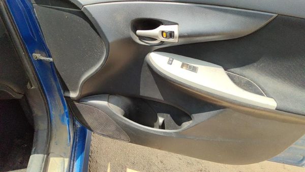 09 10 Corolla Passenger Right Front Inside Door Trim Panel Wh Switches Charcoal — photo 7