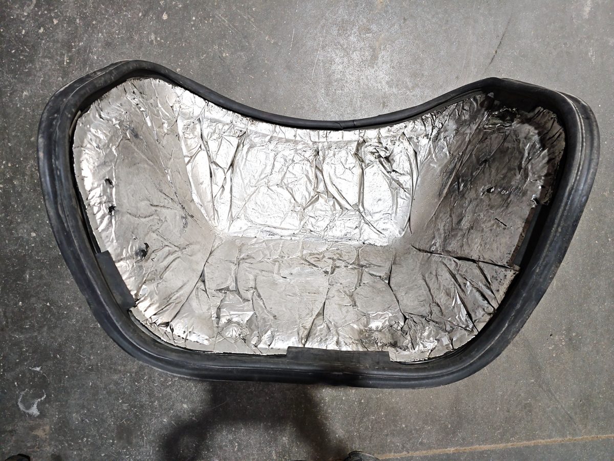 2002 Chevy Express Van 2500 Engine Cover Dog House Assembly Oem