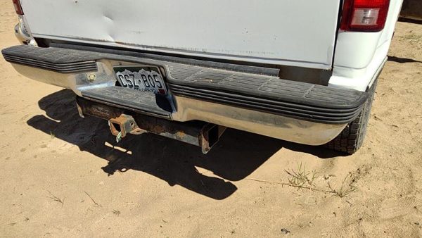 1988-1999 Chevy Silverado 1500 Chrome Rear Bumper With Mount Brackets Oem White — photo 2