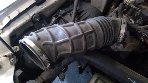 2001 Ford Musting Air Intake Tube Hose Pipe Elbow Oem 3.8l — photo 2