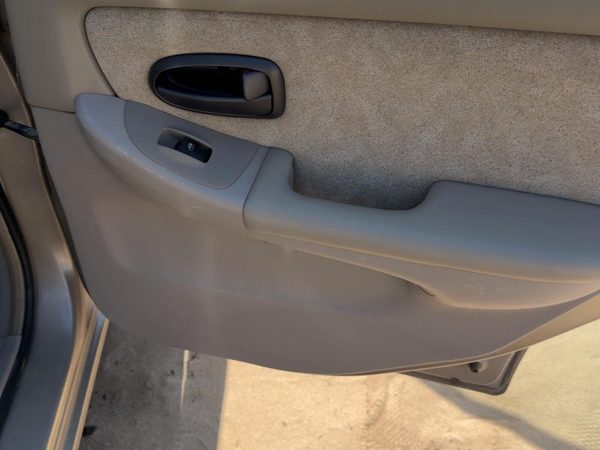01-03 Elantra Passenger Right Rear Door Trim Panel With Switches Back Cloth Gray — photo 8
