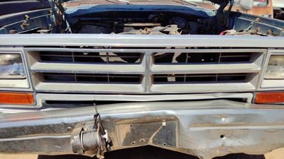 1986 Dodge Ram Grille W150 Cracked