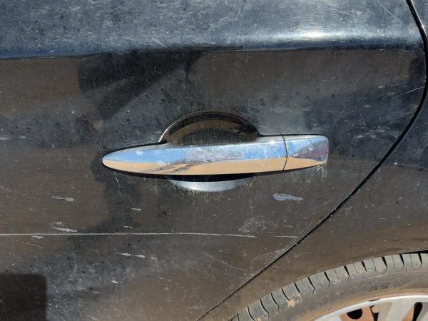 2014 Nissan Sentra Outside Door Handle LH — photo 1