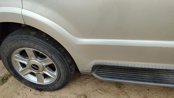 2003 Lincoln Aviator Passenger Right Rear Moulding From Door Back Trim Silver Jp — photo 3