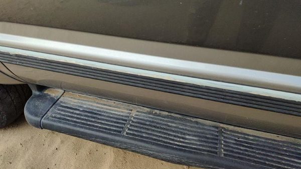 92-99 Chevy Suburban Passenger Right Rear Moulding From Door Oem Back Trim Strip — photo 6