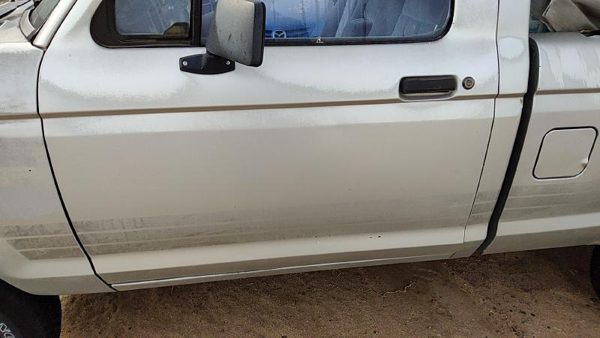 1987 Ford Ranger Front Door LH Silver — photo 1