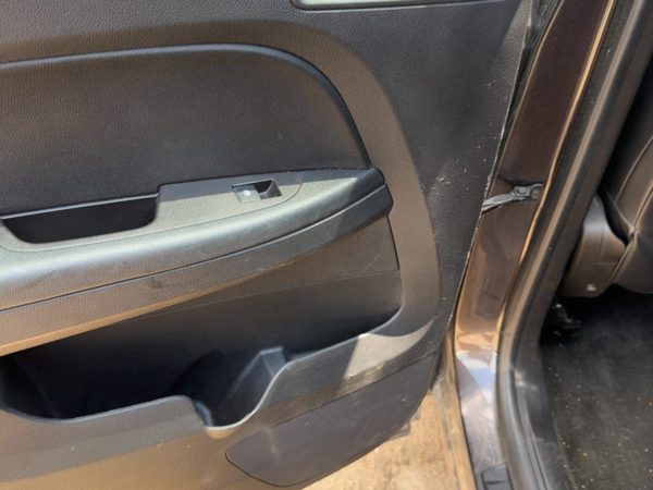 10-17 Equinox Driver Left Rear Door Trim Panel With Switches Back Black 01A — photo 3