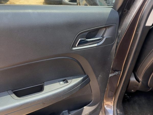 10-17 Equinox Driver Left Rear Door Trim Panel With Switches Back Black 01A — photo 7