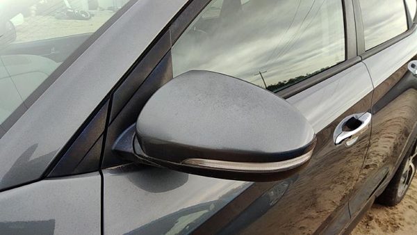 16-18 Hyundai Tucson Driver Left Side Mirror Door Mounted Oem Coliseum Grey Z56 — photo 1