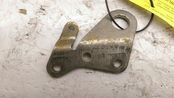2006 Dodge Sprinter 3500 Misc. Engine Part Free Shipping + Van Front Suspension — photo 2