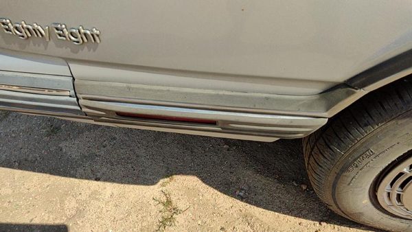 86-91 Olds 88 Passenger Right Rear Moulding On Quarter Panel Oem — photo 3
