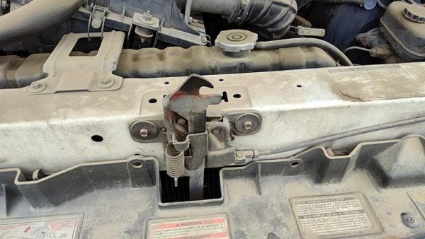 1992-1996 Ford Van E250 Hood Latch Assembly With Bracket Oem F5Uz16138A — photo 3