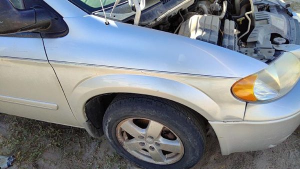 2001-2007 Dodge Caravan Passenger Right Front Fender Ps2 Bright Silver Metallic — photo 1