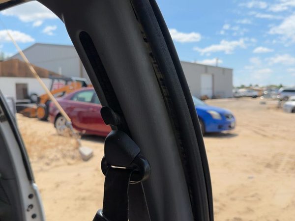 1999 Chrysler Town & Country Driver Left B-Pillar Trim Panel Oem — photo 1