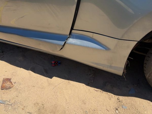 06-12 Eclipse Driver Left Lower Rocker Panel Moulding Oem Hatchback Silver — photo 4