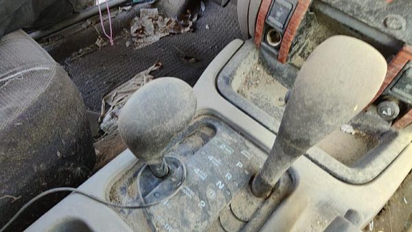 01 Grand Cherokee Floor Shifter Lever Assembly Shift Unit Automatic Transmission — photo 7