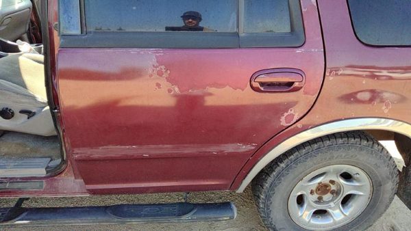 1997 Ford Expedition Rear Door LH Maroon Jl — photo 4