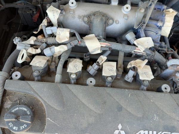06-12 Mitsubishi Eclipse Complete Fuel Rail With Injectors Set Loaded Oem 2.4L — photo 3