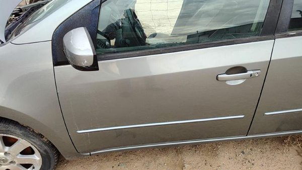 2008 Nissan Sentra Front Door LH Gray K36 — photo 3