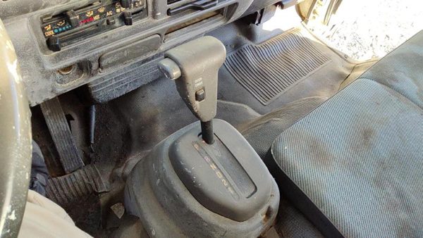 95-07 Isuzu Npr Floor Shifter Lever Assembly Shift Unit Automatic Transmission — photo 2