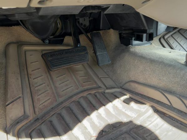 1999 Pontiac Bonneville Gas Pedal Assembly Oem Accelerator — photo 3