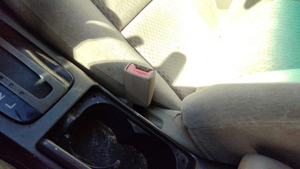 02-03 Toyota Camry Passenger Right Front Seat Belt Buckle Receiver Oem Taupe 43 — photo 2