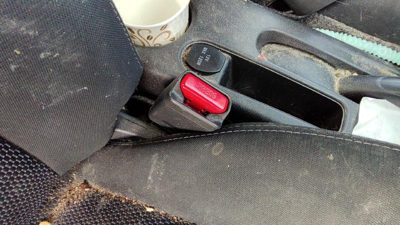 16-19 Nissan Versa Passenger Right Front Seat Belt Buckle Receiver Charcoal G