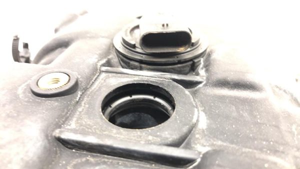 2011-2019 Dodge Journey Passenger Right Valve Cover 3.6L Oem 05184068Aj — photo 9